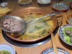 -洱火云南酸菜牛肉火锅(石景山当代商城店)