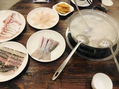 -正能量脆肉鲩火锅