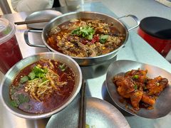 -蓉三少冒烤鸭·四川小吃集(北京首店)