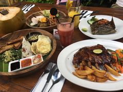 -Pundi Pundi Restaurant