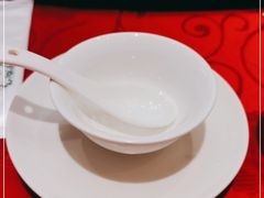 -香港百合居(LCM置汇旭辉广场店)