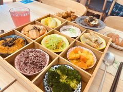 -轻蔬不用等·素食(江苏路店)