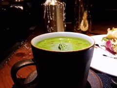 西葫芦瓜汤配扇贝刺身及黑鱼子酱-AZUL by FUEL蓝色·法式酒馆(琶醍店)