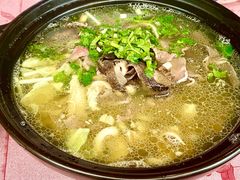 -谢老五跷脚牛肉·非遗传承店