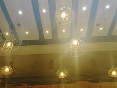 -香巴拉云南餐厅(华莱坞店)