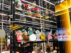 -泡泡玛特POPMART(侨福芳草地店)