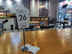 大堂-HELLO 27 意面·沙拉·帕尼尼