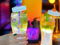 -喜鹊音乐酒馆(西街店)