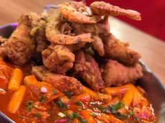 炸鸡配辣炒年糕-HOTISLAND海鸡岛·韩国料理(江南西店)