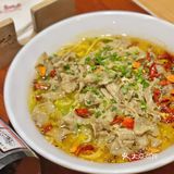江汉路巨好吃跷脚牛肉，超下饭～