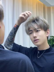 -V7 HAIR SALON