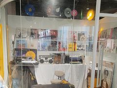 -浣熊唱片店(上海影城店)