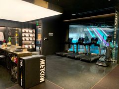 -TOP健身私教工作室(侨香店)