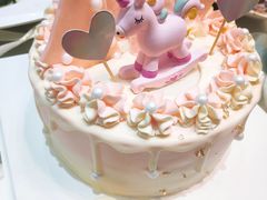 气球独角兽&粉色十八蛋糕-Rosy洛绮·蛋糕咖啡店
