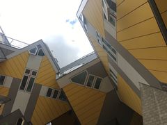 -立体方块屋