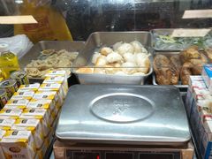 -同济大学本部学苑饮食广场