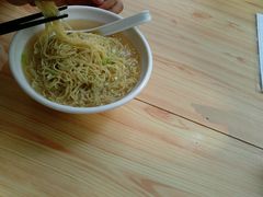 -小梁哥云吞面(黄贝岭店)