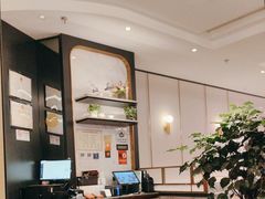 -港丽餐厅(正大店)