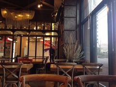 -玛格萝妮(汇智国际商业中心店)