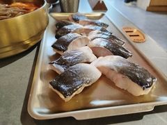 -围炉肉舍丹东海鲜烤肉·烤活鳗(步行街店)