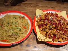 -泥糊破店小酒馆·团建聚餐(南京西路店)