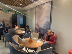 大堂-有红鸡毛店·川菜(建设路店)