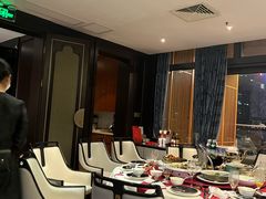 -RIVIERA 松鹤楼(外滩店)