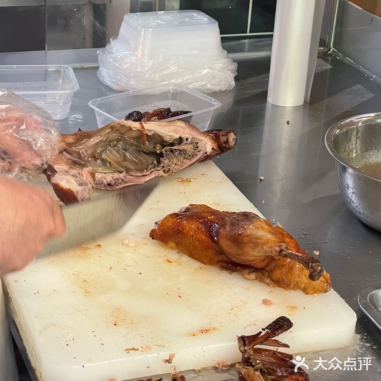 方庄很火的上海枇杷烤鸭