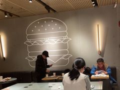 -麦当劳(中山公园龙之梦店)