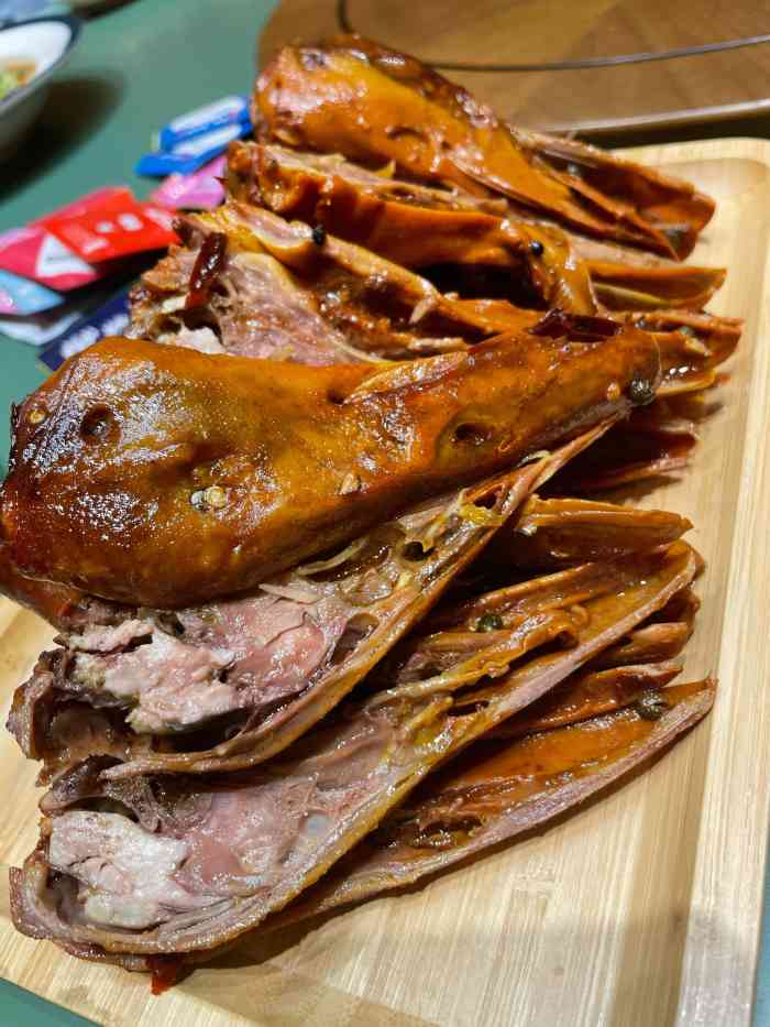 吉隆饺子(弓庄店)-"服务态度真是差到爆,打包时候打包盒半天送.