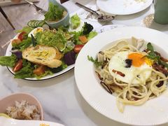 -丽莎沙拉轻食餐厅(国贸店)