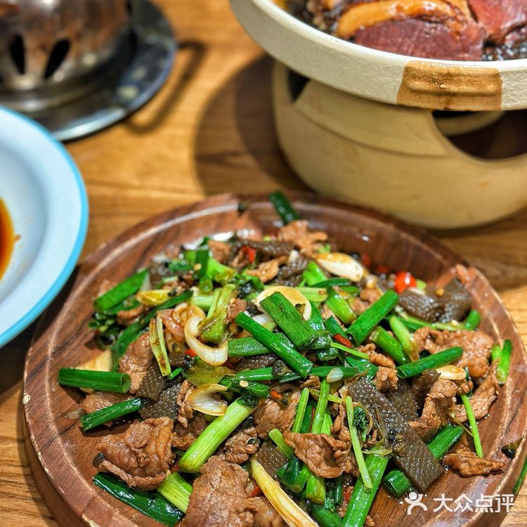 云南本地风味家常菜吃这家就对了！！