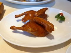 烤乳鸽-利苑酒家(华熙国际店)
