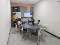 -蓝精灵创客少儿编程(百步亭中心)