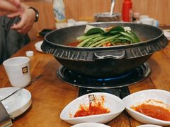 -喇喇排骨火锅·传统韩式脊骨汤(望京西园总店)