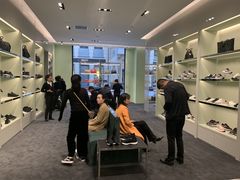 -王府井奥莱临潼小镇(临潼店)