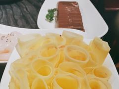 -热火朝天鲜切牛肉火锅(南强街巷店)