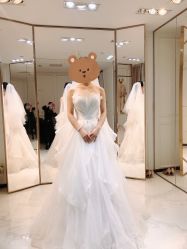 点击看大图 -GRACE KELLY婚纱与礼服(北京店)