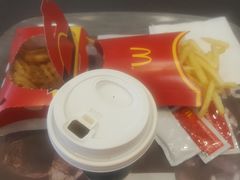 -麦当劳(东苑丽宝商业广场店)