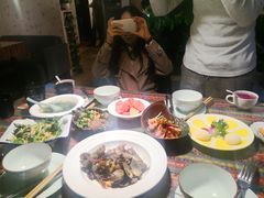 -忘忧草融合私房菜(红鼎国际店)