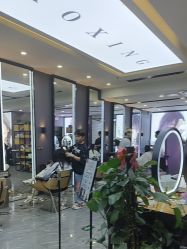 -藤野造型烫染·漂发