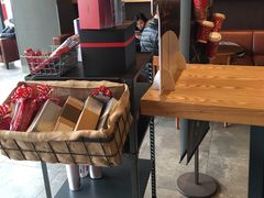 -星巴克(泰安万达店)