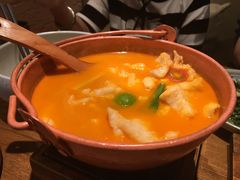 -云海肴·汽锅鸡·云南菜(天山百盛优客店)