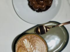 -潮一不贰·法式甜品·生日蛋糕·西式简餐(外滩店)