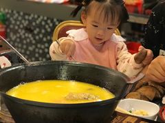 -鲜入围煮花胶鸡海鲜火锅