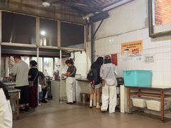 -正宗杨记普洱酸醋米线(总店)