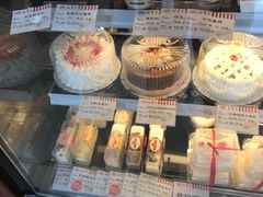 -红宝石·鲜奶小方·海派西点房(金杨店)
