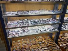 -优医视平价眼镜蔡司依视路折扣工厂店(德胜门店)