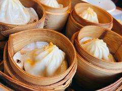 蟹粉小笼汤包-南小馆(迪士尼小镇店)