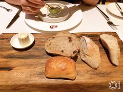 餐前面包-福楼法餐厅FLO